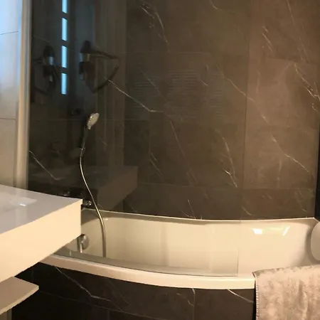 Hotel Cit'hotel Atlantis 2*
