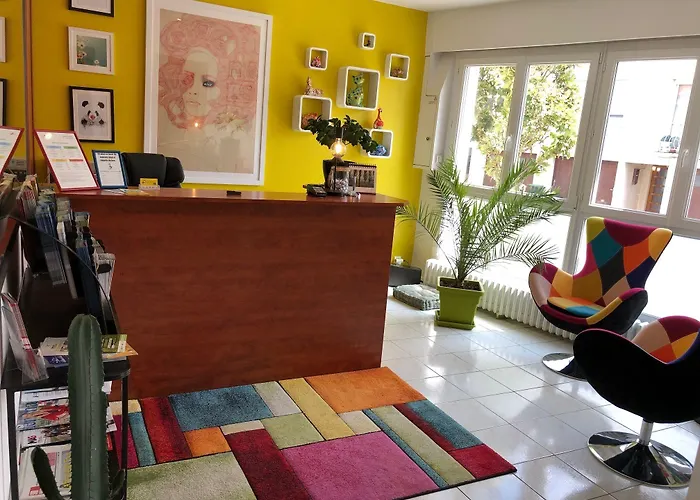 Cit'hotel Atlantis Szálloda 2*