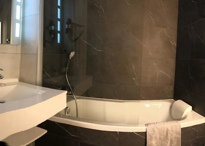 Szálloda Cit'hotel Atlantis 2*