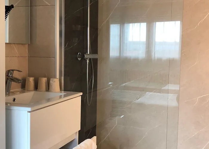 Cit'hotel Atlantis Szálloda