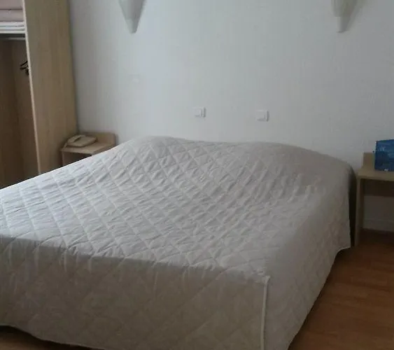 Cit'hotel Atlantis Отель 2*